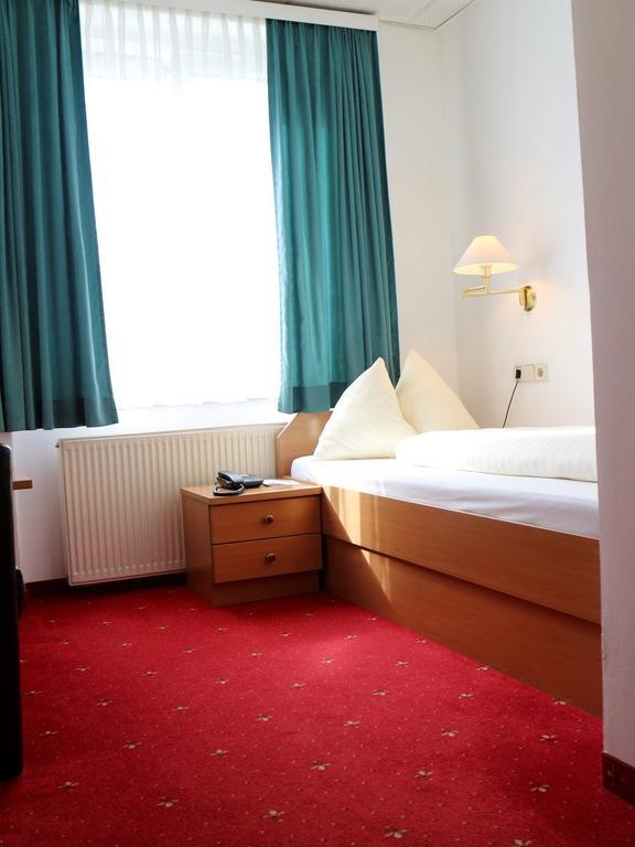 Hotel Gasthof Kasino Villach Room photo